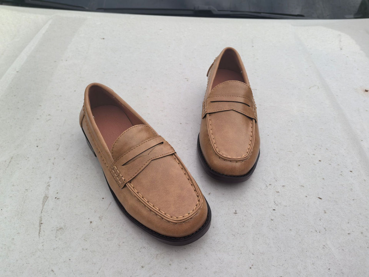 Penelope Classic Penny Loafers – Sand