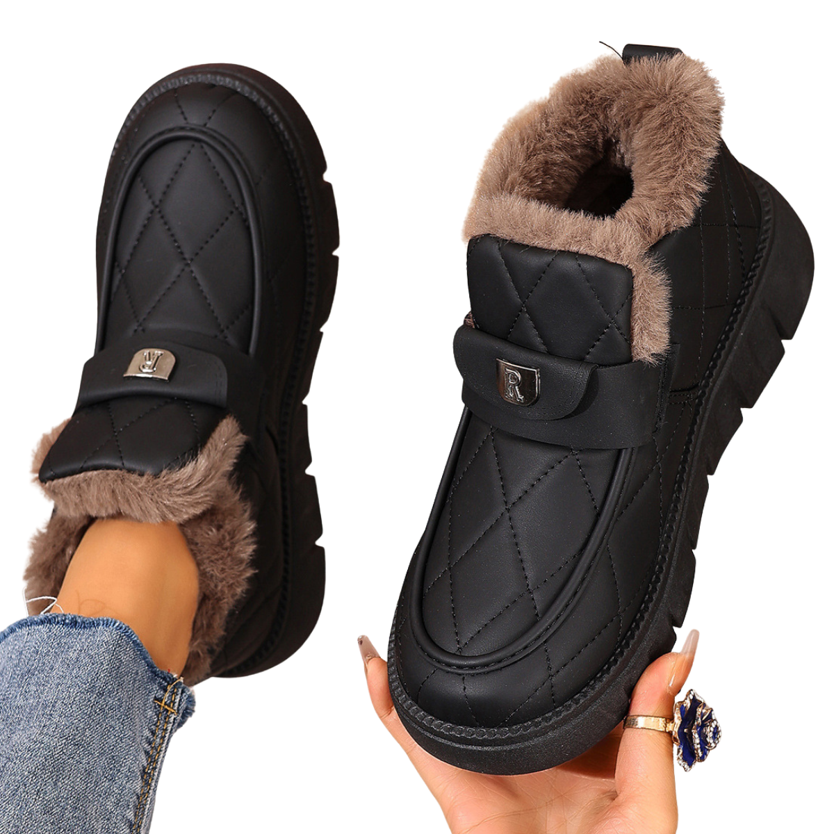 Embla black snow boots side view with faux-fur collar