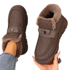 Embla brown snow boots side view with faux-fur collar