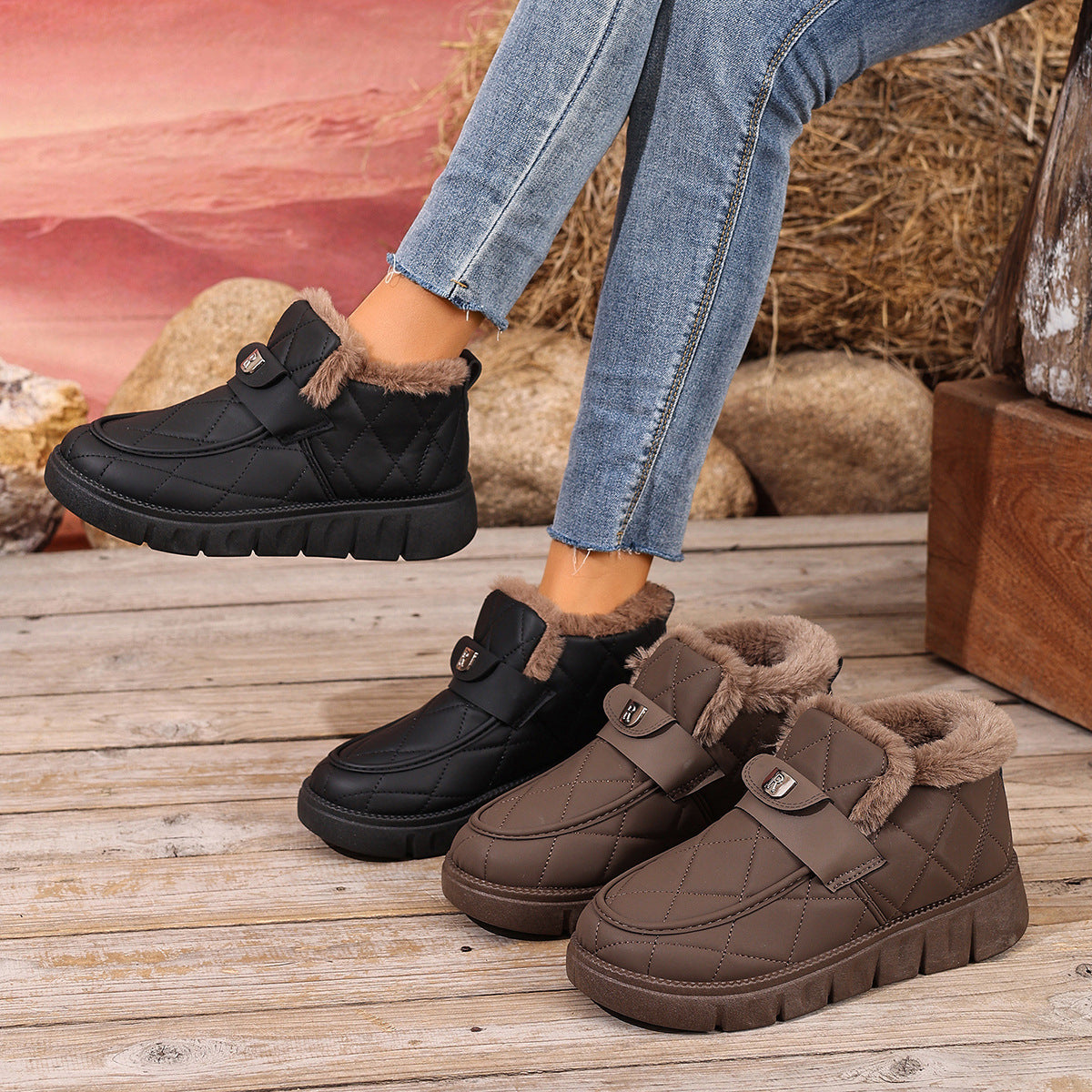 Embla snow boots in black and brown