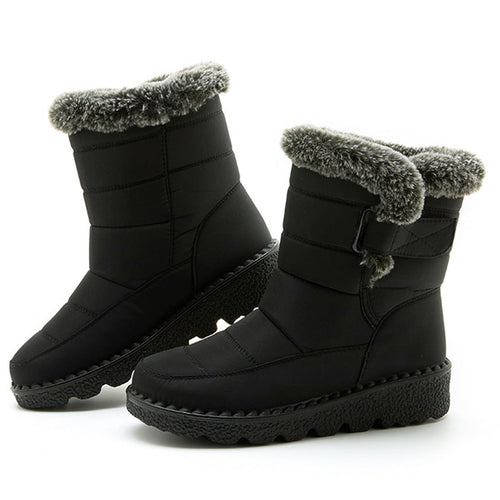 Ronja black quilted snow boots pair