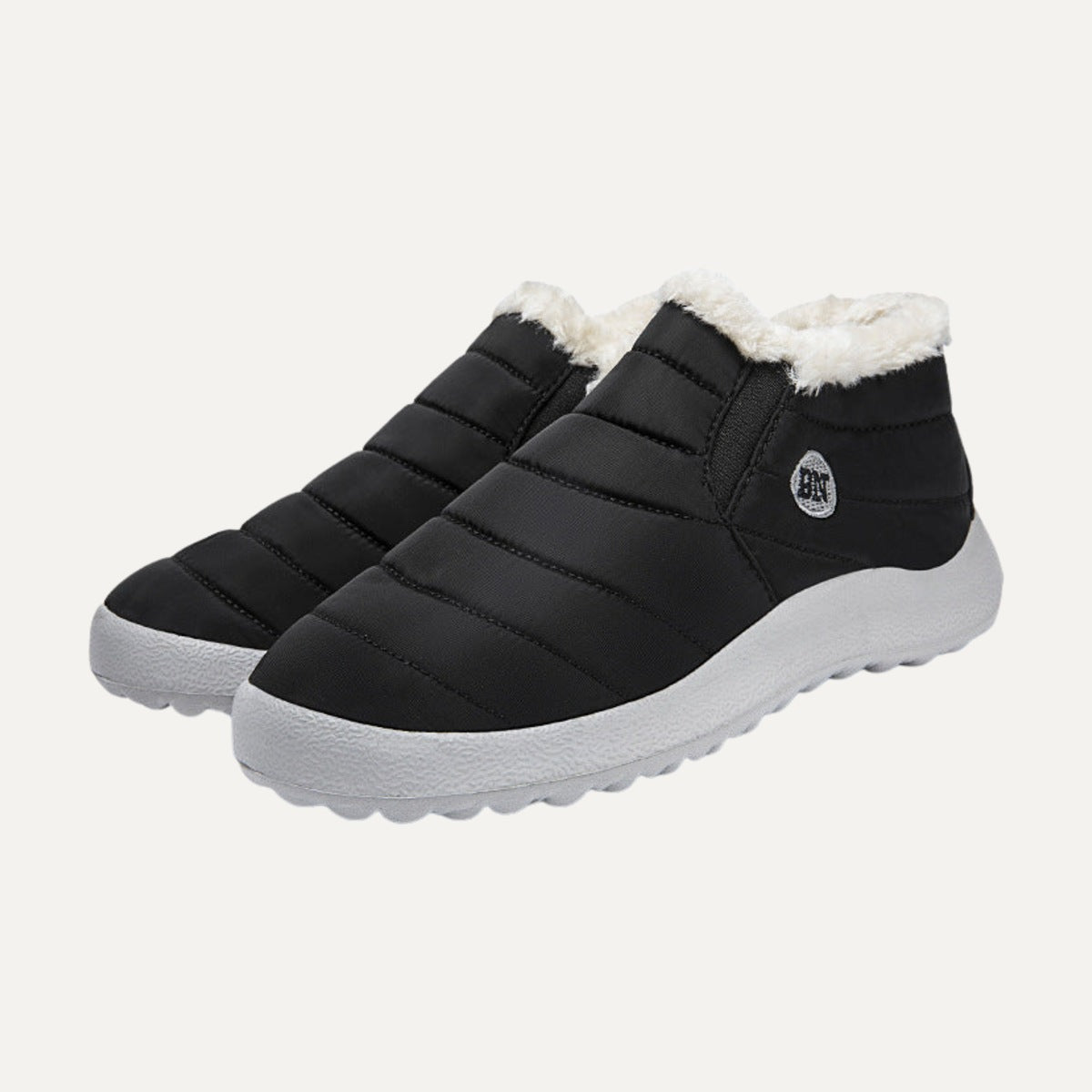 Saskia quilted fleece-lined slip-on snow boots in black